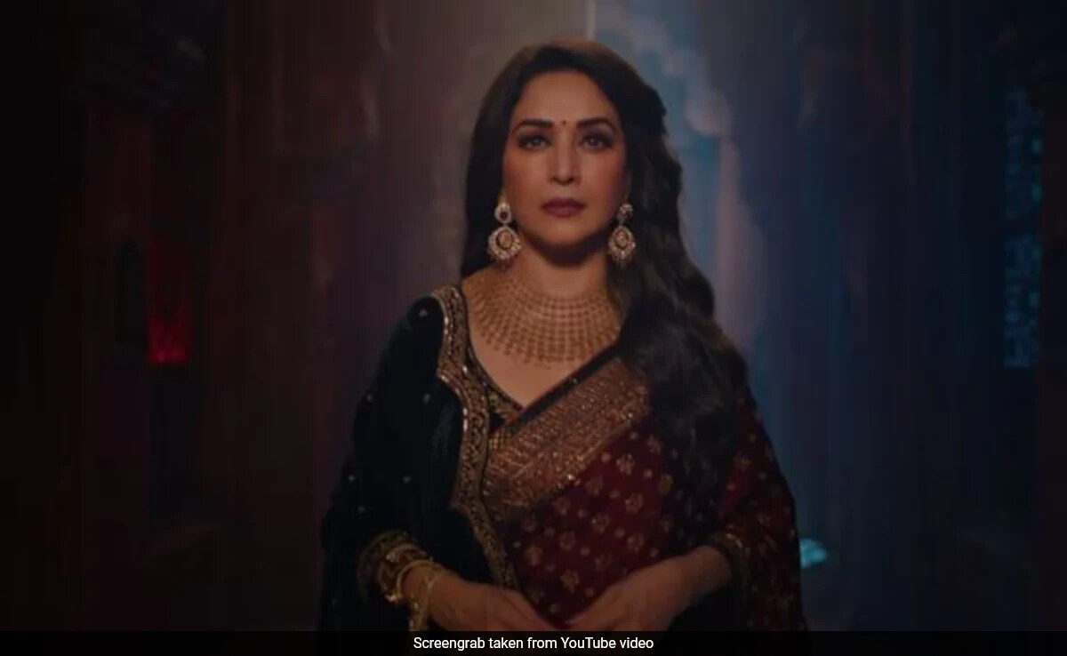 <i>Bhool Bhulaiyaa 3</i> Box Office Collection Day 4: "Film Shows Excellent Hold On The Make-Or-Break Monday"