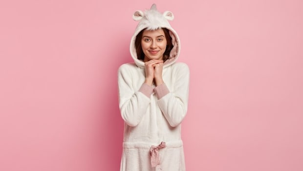 Stay Comfortable With Cosy Sleepwear During Winters