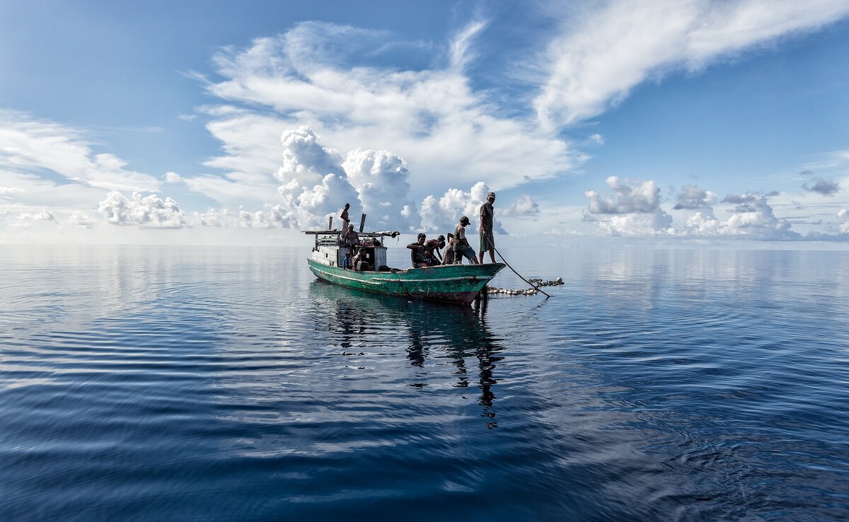 Sea Nomads, Once Masters In Water, Now Forced To Abandon Oceanic Life Sea Nomads, Once Masters In Water, Now Forced To Abandon Oceanic Life