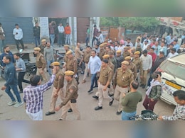 पूर्व विधायक गिर्राज सिंह मलिंगा ने किया सरेंडर, दलित इंजीनियर को पीटने पर सुप्रीम कोर्ट ने दिया था आदेश पूर्व विधायक गिर्राज सिंह मलिंगा ने किया सरेंडर, दलित इंजीनियर को पीटने पर सुप्रीम कोर्ट ने दिया था आदेश