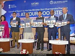 "In-Depth Diagnostics": Ministers Launch World Bank's 'Jobs At Your Doorstep' Report "In-Depth Diagnostics": Ministers Launch World Bank's 'Jobs At Your Doorstep' Report