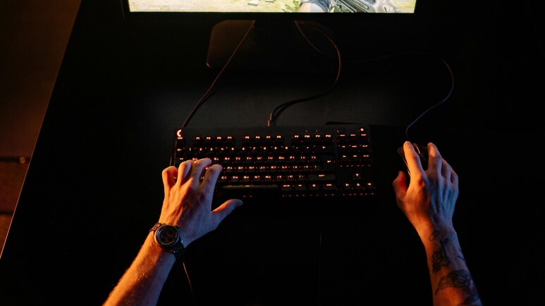 इन टॉप-रेटेड गेमिंग कीबोर्ड के साथ अपग्रेड करें अपना गेमिंग स्टाइल, इन स्पेशल डील को बिल्कुल न करें मिस इन टॉप-रेटेड गेमिंग कीबोर्ड के साथ अपग्रेड करें अपना गेमिंग स्टाइल, इन स्पेशल डील को बिल्कुल न करें मिस