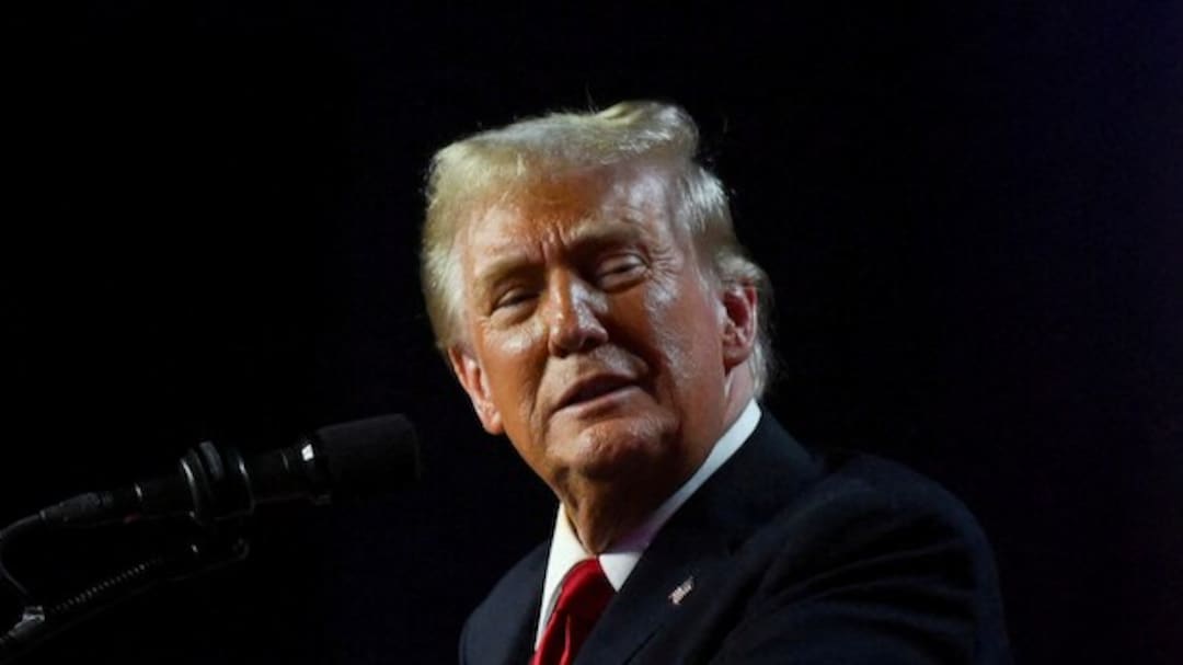 Trump Tracker: Donald Trump Arrives At White House For Meeting With Biden