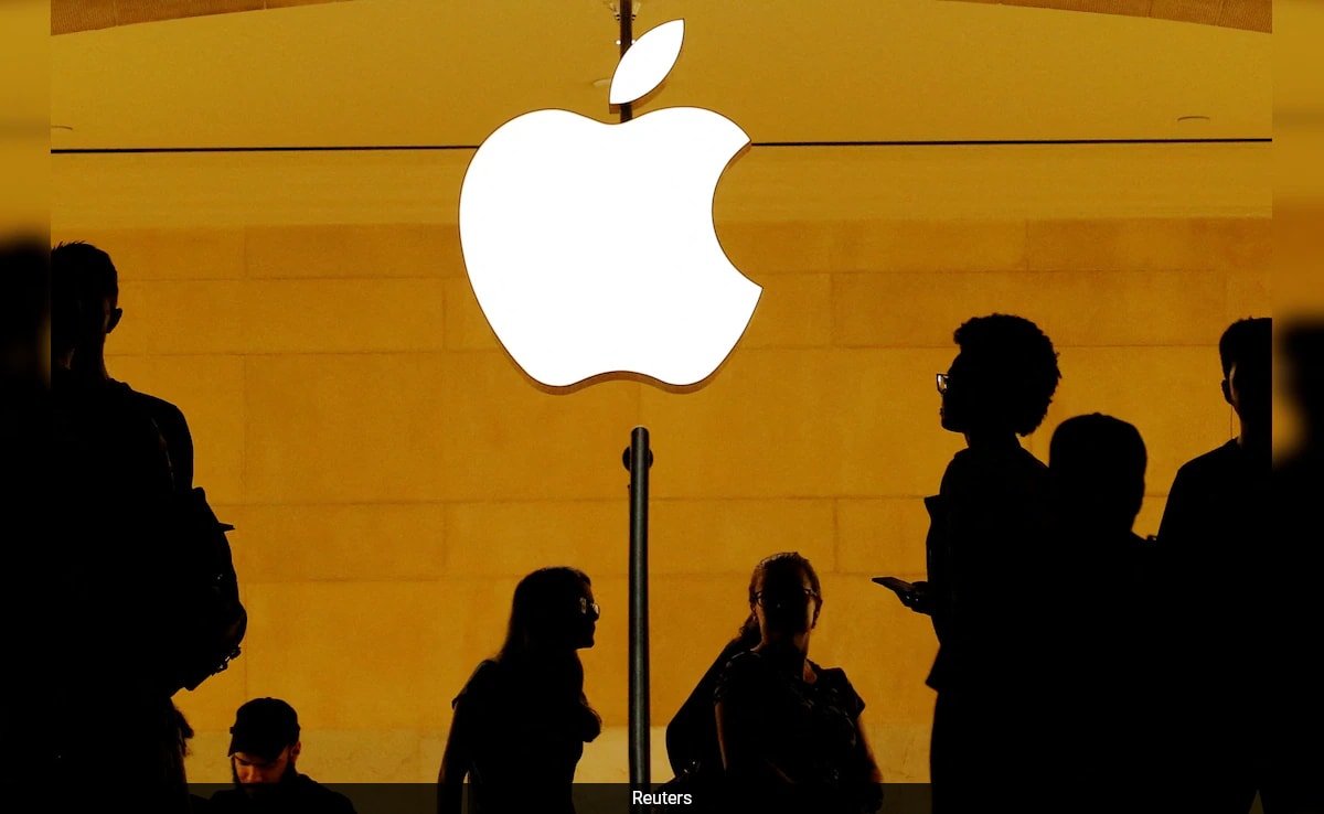 Apple Quietly Discontinues This Popular iPhone Accessory Apple Quietly Discontinues This Popular iPhone Accessory