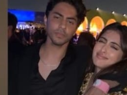 आर्यन खान के 27वें बर्थडे पर नव्या नवेली नंदा ने शेयर की बचपन की फोटो, किंग खान के बेटे और बिग बी की नातिन का नहीं देखा होगा ऐसा अंदाज आर्यन खान के 27वें बर्थडे पर नव्या नवेली नंदा ने शेयर की बचपन की फोटो, किंग खान के बेटे और बिग बी की नातिन का नहीं देखा होगा ऐसा अंदाज