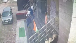 Video: Gangsters Deliver Extortion Note To Delhi Showroom, Fire In The Air
