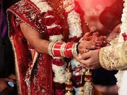 शर्मा जी का लड़का..वर्मा जी की लड़की के शादी कार्ड ने मचाई खलबली, देख पेट पकड़कर हंसने को मजबूर हुए लोग शर्मा जी का लड़का..वर्मा जी की लड़की के शादी कार्ड ने मचाई खलबली, देख पेट पकड़कर हंसने को मजबूर हुए लोग