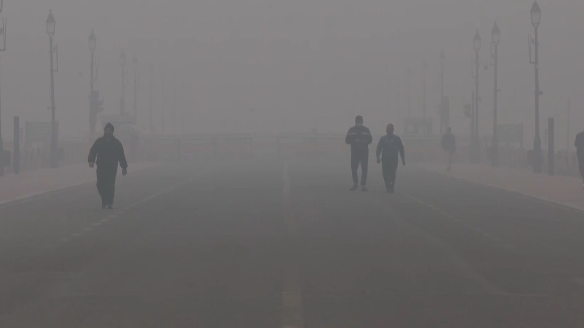 Video: Delhi Wakes Up To Season's Worst Air Quality, Visibility Drops To 150 Metres