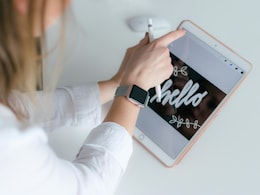 दमदार फीचर्स, 1500 रुपये स्टार्टिंग प्राइज... Noise, Fastrack, Titan की ये Smart Watch कर रही हैं आपका इंतजार दमदार फीचर्स, 1500 रुपये स्टार्टिंग प्राइज... Noise, Fastrack, Titan की ये Smart Watch कर रही हैं आपका इंतजार