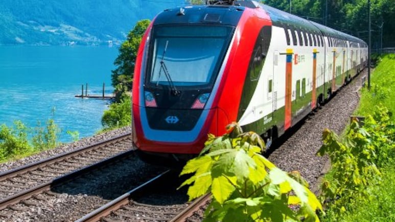 From Katra-Srinagar To Mumbai-Madgaon: Most Scenic Vande Bharat Routes 2026