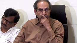 पहिली मशाल घेऊन मातोश्रीवर आलेल्या कार्यकर्त्याचा ठाकरेंना जय महाराष्ट्र! वाचा खळबळजनक पत्र