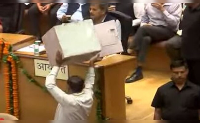 Congress Councillor Resigns Amid Chaos Ahead Of Delhi Mayor Polls Congress Councillor Resigns Amid Chaos Ahead Of Delhi Mayor Polls