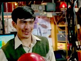3 Idiots के सेंटीमीटर 15 साल में हो गए हैं गबरू जवान, दुष्यंत वाघ का बदला लुक देख पहचान नहीं पाएंगी करीना कपूर 3 Idiots के सेंटीमीटर 15 साल में हो गए हैं गबरू जवान, दुष्यंत वाघ का बदला लुक देख पहचान नहीं पाएंगी करीना कपूर