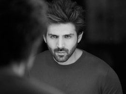 Kartik Aaryan Channels "Rooh Baba" As He Poses On Top Of Burj Khalifa Kartik Aaryan Channels "Rooh Baba" As He Poses On Top Of Burj Khalifa