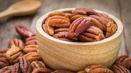 What Are Pecans And Why Should You Be Eating Them? Here's Everything You Need To Know