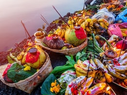 Chhath Puja 2024: छठ पूजा के दूसरे दिन मनाया जाता है खरना, जानिए खरना पर किन नियमों का ध्यान रखना है जरूरी Chhath Puja 2024: छठ पूजा के दूसरे दिन मनाया जाता है खरना, जानिए खरना पर किन नियमों का ध्यान रखना है जरूरी