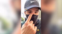 Sidharth Malhotra Gets A Diwali Teeka From A Moth, Says "How Cool Is This?"