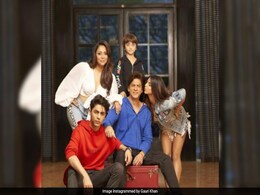 The Lesson Shah Rukh Khan Learnt From AbRam, Suhana And Aryan: "<i>Jitne Bachche Hote Hein, Utna</i> Patience <i>Aadmi Mein Badta Hain</i>" The Lesson Shah Rukh Khan Learnt From AbRam, Suhana And Aryan: "<i>Jitne Bachche Hote Hein, Utna</i> Patience <i>Aadmi Mein Badta Hain</i>"