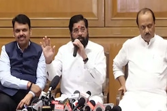 NDA Surges Ahead Of INDIA In Maharashtra, Jharkhand In Early Leads NDA Surges Ahead Of INDIA In Maharashtra, Jharkhand In Early Leads