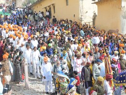 बूंदी महोत्सव: शोभायात्रा में उमड़ा जन सैलाब, देशी प्रतियोगिताओं में विदेशी सैलानियों ने बढ़-चढ़ लिया हिस्सा