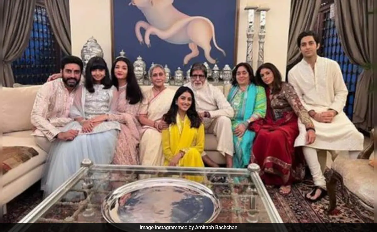 For Trolls, Aishwarya Rai Bachchan's Sister-In-Law Clarifies "Fact" After Shweta Bachchan Sent Flowers On Her Birthday