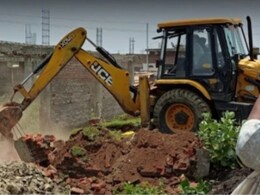 छत्तीसगढ़ में गरजा बुलडोज़र, सुंदर बनेगा शहर ! JCB से रौंदी गई अवैध दुकानें छत्तीसगढ़ में गरजा बुलडोज़र, सुंदर बनेगा शहर ! JCB से रौंदी गई अवैध दुकानें