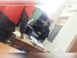 तहसील ऑफिस का रीडर ले रहा है रिश्वत ! Video Viral होते ही मचा हड़कंप  तहसील ऑफिस का रीडर ले रहा है रिश्वत ! Video Viral होते ही मचा हड़कंप