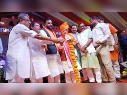 बिहार : सोनपुर के पशु मेला का उद्घाटन, मंत्री ने मंच पर जिलाधिकारी को लगाई  फटकार बिहार : सोनपुर के पशु मेला का उद्घाटन, मंत्री ने मंच पर जिलाधिकारी को लगाई  फटकार