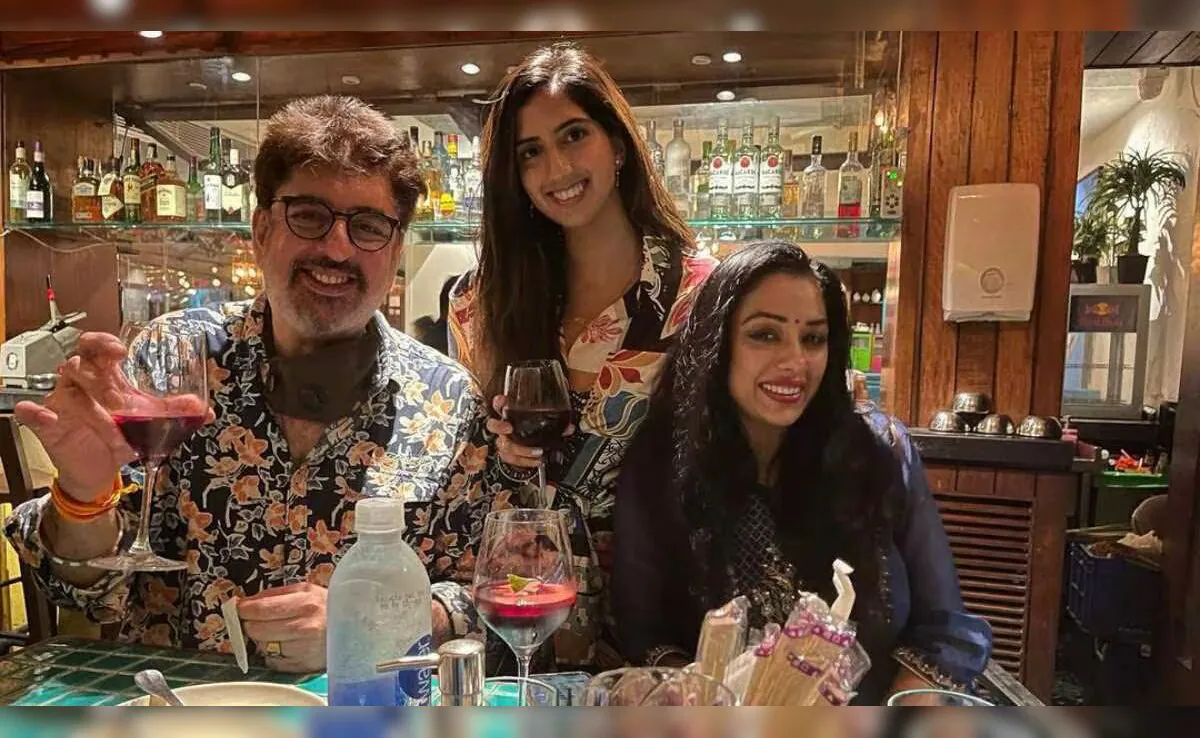 <i>Anupamaa</i> Actress Rupali Ganguly Files Rs 50 Crore Defamation Suit Against Stepdaughter Esha Verma