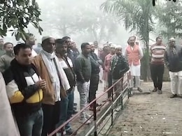 Accident Due To Heavy Fog Kills Couple While Returning Home After Wedding Accident Due To Heavy Fog Kills Couple While Returning Home After Wedding