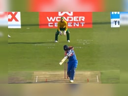 IND Vs SA 4th T20I : टीम इंडिया ने दिखाया शानदार कमाल, टी20 में रच दिया ये इतिहास IND Vs SA 4th T20I : टीम इंडिया ने दिखाया शानदार कमाल, टी20 में रच दिया ये इतिहास