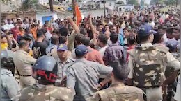 छिंदवाड़ा के जुन्नारदेव मंदिर में कथित तोड़फोड़ से भारी हंगामा, पांच थानों की पुलिस मौके पर तैनात