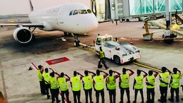 Video: Vistara Ground Staff's Emotional Farewell To Last Flight