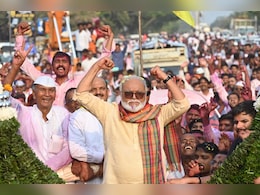 विजयानंतरच्या रॅलीतील छगन भुजबळांची 'ती' पोझ चर्चेत