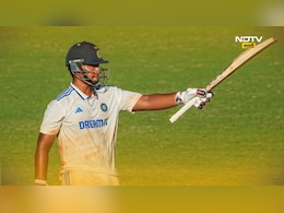 Vaibhav Suryavanshi : 13 वर्षांच्या मुलाची आयपीएलमध्ये एन्ट्री, भारताकडून झळकावलीय सेंच्युरी Vaibhav Suryavanshi : 13 वर्षांच्या मुलाची आयपीएलमध्ये एन्ट्री, भारताकडून झळकावलीय सेंच्युरी