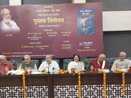 व्यवस्था को बेहतर करने जो भी लड़ेगा उसे अपमान सहना पड़ेगा : रघु ठाकुर व्यवस्था को बेहतर करने जो भी लड़ेगा उसे अपमान सहना पड़ेगा : रघु ठाकुर