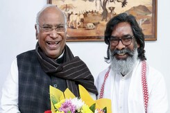 Jharkhand Chief Minister Hemant Soren May Take Oath Alone Today Jharkhand Chief Minister Hemant Soren May Take Oath Alone Today