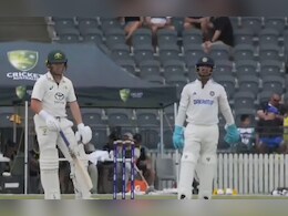 ''तो इसकी...'', ईशान किशन ने ऑस्ट्रेलिया में की गालियों की बौछार VIDEO हुआ वायरल ''तो इसकी...'', ईशान किशन ने ऑस्ट्रेलिया में की गालियों की बौछार VIDEO हुआ वायरल