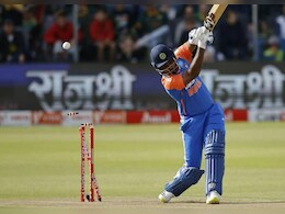 संजू सैमसन के नाम दर्ज हुआ शर्मनाक रिकॉर्ड, अब तो रोहित शर्मा और विराट कोहली भी छूट गए पीछे