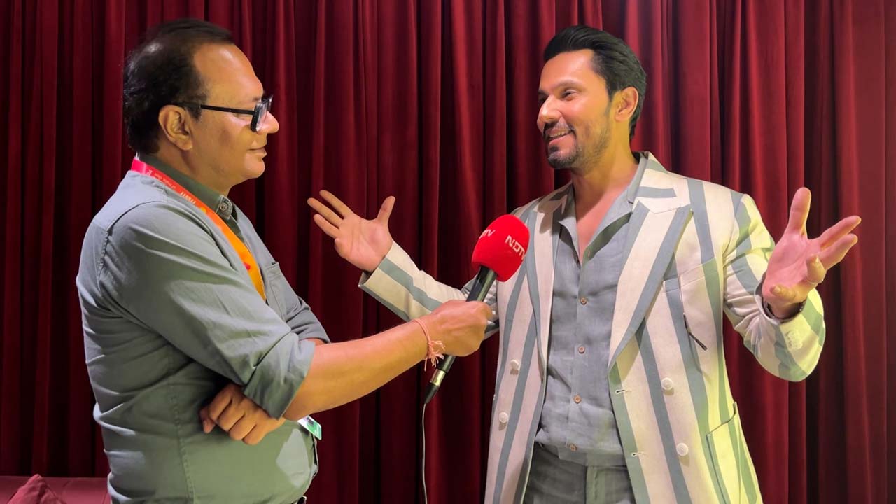 Randeep Hooda On Swatantrya Veer Savarkar Opening Indian Paranoma At IFFI 2024