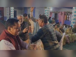 कुर्सी पर बैठे-बैठे आ गई मौत...टीचर ने पहले किया डांस, फिर हुआ ये