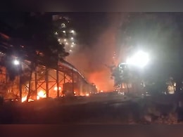 Highlights : वर्ध्यात स्टील कंपनीत बॉयलरचा ब्लास्ट, 10 मजूर जखमी Highlights : वर्ध्यात स्टील कंपनीत बॉयलरचा ब्लास्ट, 10 मजूर जखमी