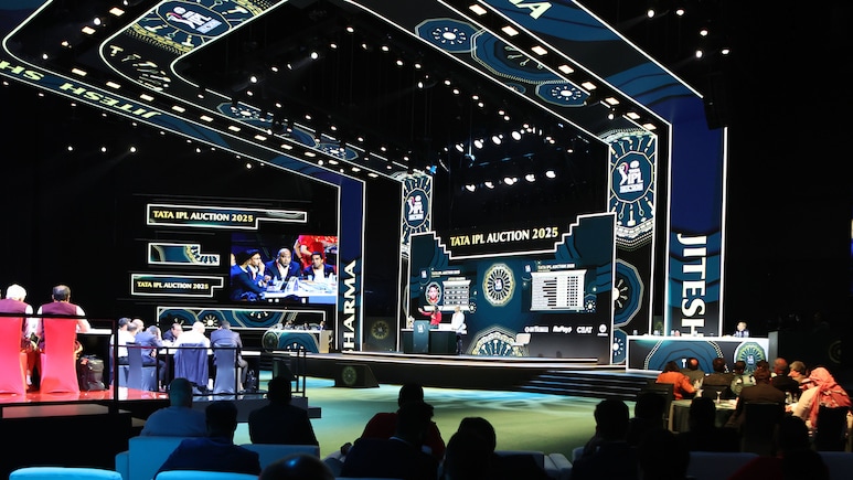 IPL 2026 Mini Auction: आईपीएल मिनी ऑक्शन का मंच तैयार, जानें कब, कहां, कितने खिलाड़ी, तमाम F&Q के जवाब