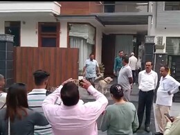 इंस्पेक्टर के घर में घुसकर उनकी मां का बेरहमी से कत्ल, सीसीटीवी में भी बदमाश नहीं दिखे 