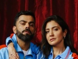 विराट कोहली के बर्थडे पर अनुष्का शर्मा ने शेयर हबी संग बच्चों की प्यारी तस्वीर, यूजर्स बोले- क्यूट किड्स के डैडी जी विराट कोहली के बर्थडे पर अनुष्का शर्मा ने शेयर हबी संग बच्चों की प्यारी तस्वीर, यूजर्स बोले- क्यूट किड्स के डैडी जी