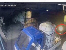 Rajasthan: रीको इलाके में युवती के मर्डर का मामला, सीसीटीवी फुटेज में दिखे तीन संदिग्ध Rajasthan: रीको इलाके में युवती के मर्डर का मामला, सीसीटीवी फुटेज में दिखे तीन संदिग्ध