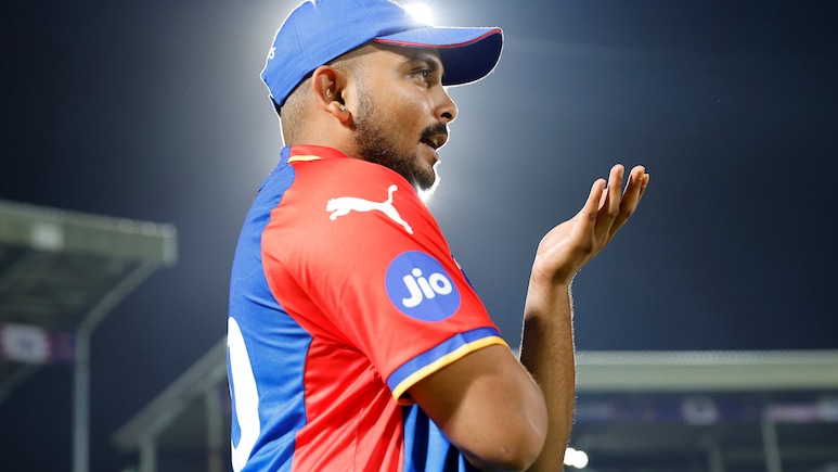 Prithvi Shaw :पृथ्वी शॉचं नशीब फक्त 6 मिनिटात बदललं, 'ती' प्रतिक्रिया वाचून फॅन्सही गहिवरले!