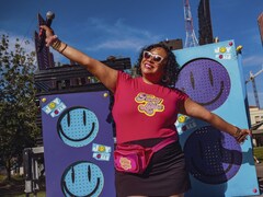 'Dancing Takes Away Stress': Concerts Try To Soothe Anxious US Voters