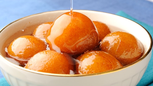 आज डिनर में क्या बनाऊं: मीठा खाने के शौकीन हैं तो एक बार जरूर ट्राई करें गाजर वाले गुलाब जामुन, नोट करें रेसिपी