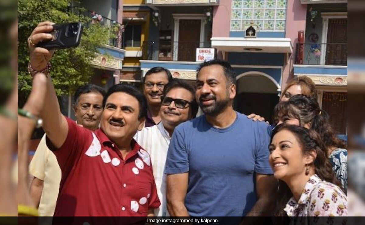 <i>Jab</i> Kal Penn Met <i>Taarak Mehta Ka Ooltah Chashmah</i> Cast. See Pics